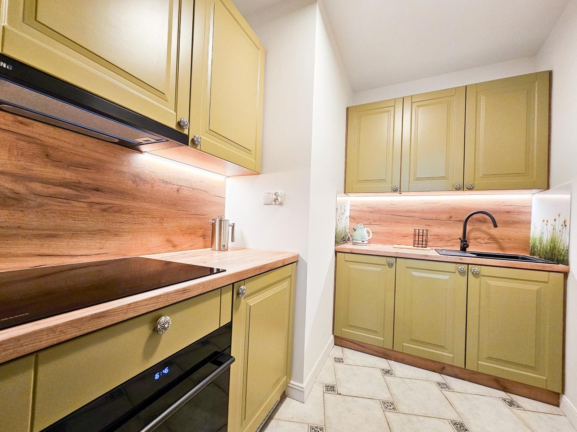 Butik Apartamenty Old Town Torun - Parking Экстерьер фото