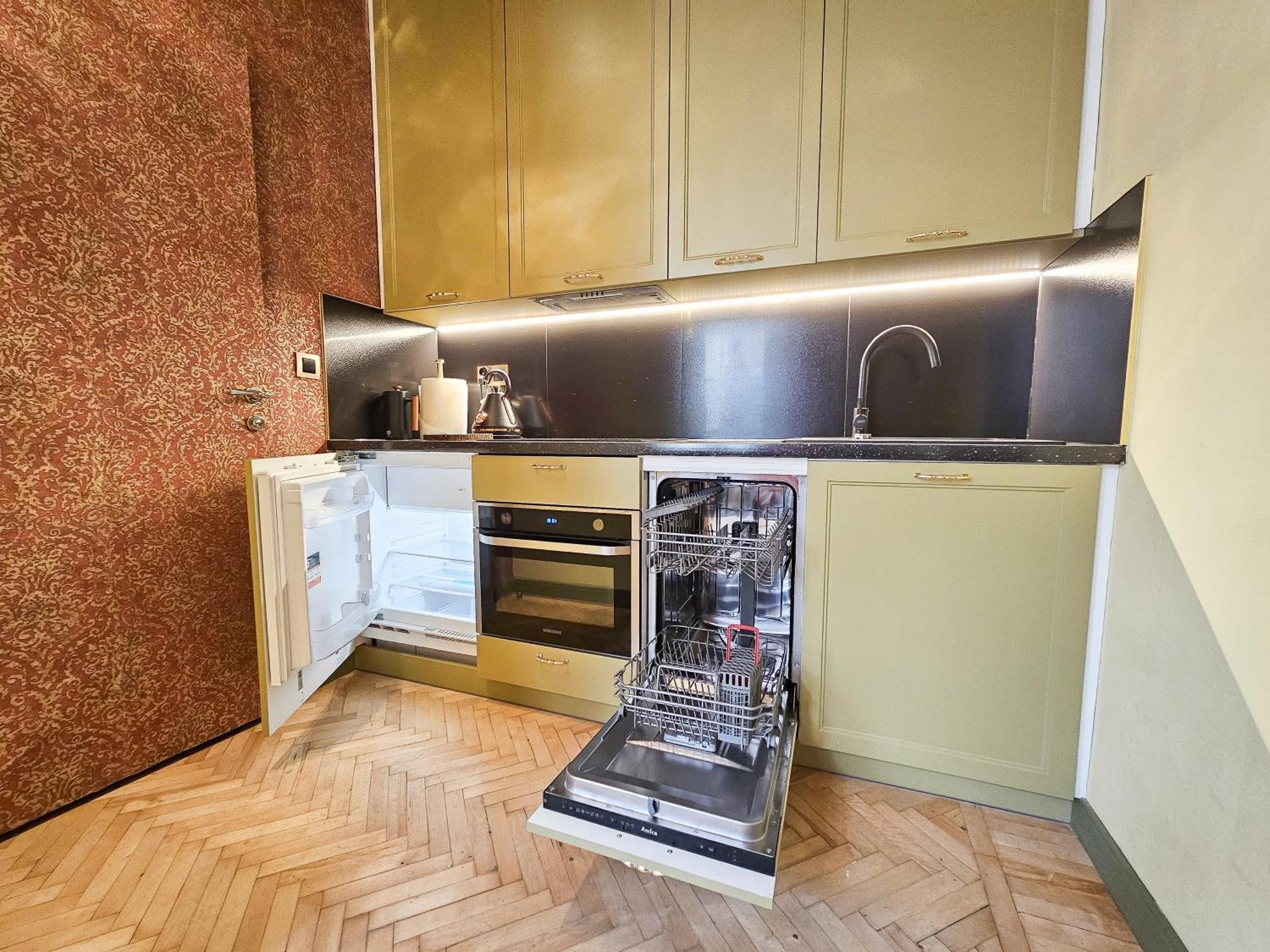 Butik Apartamenty Old Town Torun - Parking Экстерьер фото